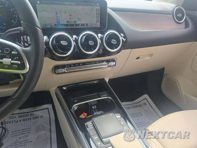 2021 Mercedes-Benz GLA 250 4MATIC - zdjęcie 10 z 25 - miniatura