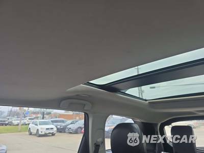 2013 Nissan Pathfinder Platinum - zdjęcie 22 z 39 - miniatura