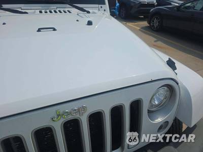 2017 Jeep Wrangler Unlimited Sahara - zdjęcie 23 z 37 - miniatura