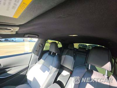2025 Toyota Corolla Hatchback XSE - zdjęcie 8 z 22 - miniatura