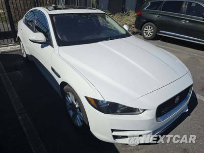 2018 Jaguar XE 25t Premium - zdjęcie 4 z 27 - miniatura