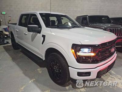 2025 Ford F-150 XLT Crew Cab Short Bed - zdjęcie 4 z 23 - miniatura