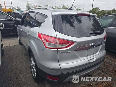 2014 Ford Escape Titanium - zdjęcie 2 z 29 - miniatura