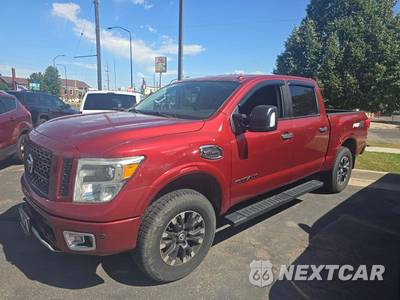 2017 Nissan TITAN PRO-4X Crew Cab Short Bed