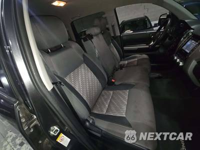 2019 Toyota Tundra SR5 Crew Cab Short Bed - zdjęcie 18 z 31 - miniatura