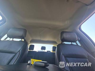 2025 Ford Super Duty F-250 Lariat Crew Cab Medium Bed - zdjęcie 11 z 24 - miniatura