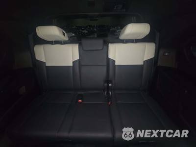 2023 Toyota Sequoia Capstone - zdjęcie 14 z 24 - miniatura