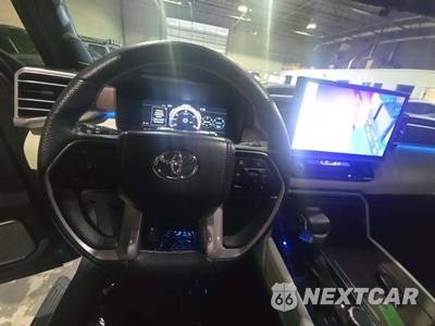 2023 Toyota Sequoia Capstone - zdjęcie 10 z 24 - miniatura