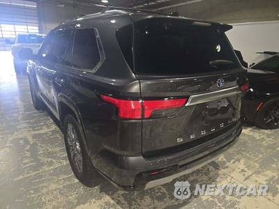 2023 Toyota Sequoia Capstone - zdjęcie 2 z 24 - miniatura
