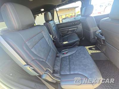 2025 Toyota Sequoia TRD Pro - zdjęcie 17 z 24 - miniatura
