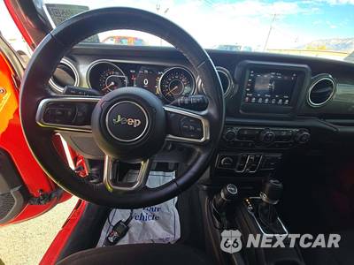 2019 Jeep Wrangler Unlimited Sahara - zdjęcie 10 z 27 - miniatura