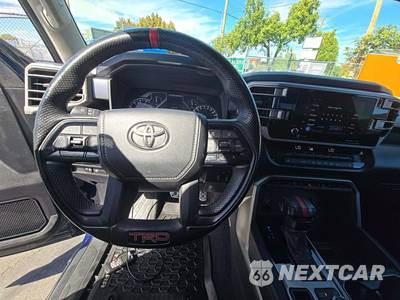2023 Toyota Tundra SR5 Crew Cab Medium Bed - zdjęcie 10 z 41 - miniatura