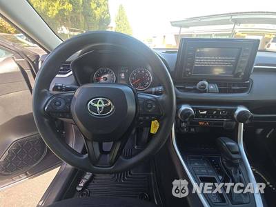 2019 Toyota RAV4 LE - zdjęcie 10 z 24 - miniatura