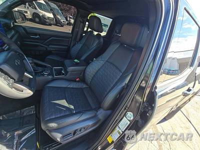 2025 Toyota Tacoma TRD Sport Crew Cab Long Bed - zdjęcie 6 z 23 - miniatura