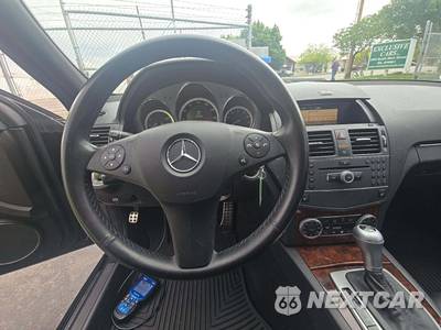 2010 Mercedes-Benz C 300 4MATIC - zdjęcie 10 z 25 - miniatura