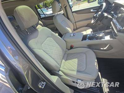 2025 Volkswagen Atlas 2.0T SEL Premium R-Line - zdjęcie 19 z 24 - miniatura