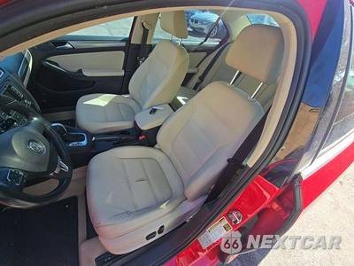 2013 Volkswagen Jetta TDI Sedan w/Premium & Navigation - zdjęcie 6 z 31 - miniatura