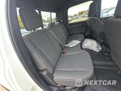 2024 Ram 3500 Tradesman Crew Cab Long Bed - zdjęcie 16 z 23 - miniatura