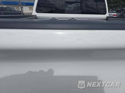 2023 Nissan TITAN SV Crew Cab Short Bed - zdjęcie 21 z 27 - miniatura