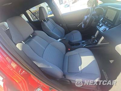 2024 Toyota Corolla Cross Hybrid SE - zdjęcie 17 z 23 - miniatura