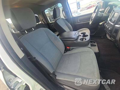 2021 Ram 1500 Classic SLT Crew Cab Medium Bed - zdjęcie 18 z 24 - miniatura