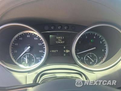 2011 Mercedes-Benz GL 450 4MATIC - zdjęcie 6 z 26 - miniatura