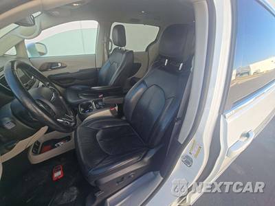 2019 Chrysler Pacifica Touring L 121.6" WB - zdjęcie 3 z 26 - miniatura
