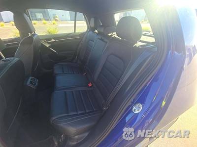 2017 Volkswagen Golf R Hatchback w/DCC & Navigation - zdjęcie 10 z 27 - miniatura