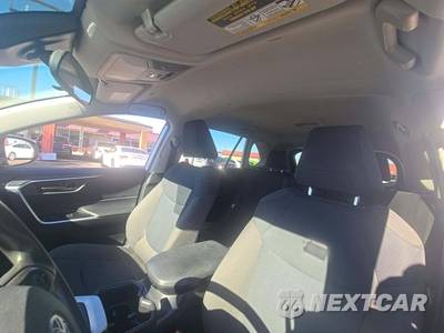 2024 Toyota RAV4 Hybrid LE - zdjęcie 8 z 23 - miniatura