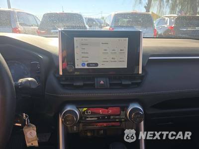 2024 Toyota RAV4 Hybrid LE - zdjęcie 7 z 23 - miniatura
