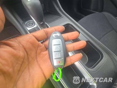 2020 Nissan Sentra S - zdjęcie 5 z 24 - miniatura