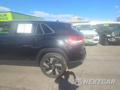 2024 Volkswagen Atlas Cross Sport 2.0T SE w/Technology - zdjęcie 3 z 27 - miniatura