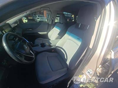 2021 Toyota Venza LE - zdjęcie 3 z 26 - miniatura
