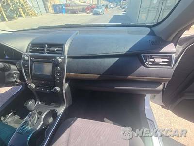 2017 Toyota Camry LE - zdjęcie 16 z 26 - miniatura