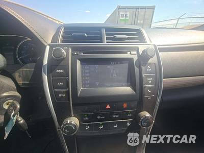2017 Toyota Camry LE - zdjęcie 7 z 26 - miniatura