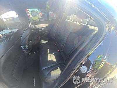 2018 Mercedes-Benz C 300 4MATIC Sedan - zdjęcie 10 z 26 - miniatura