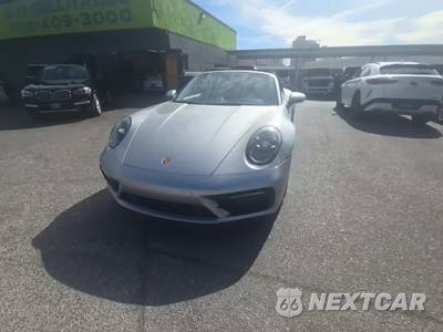 2024 Porsche 911 Targa 4 GTS - zdjęcie 2 z 22 - miniatura