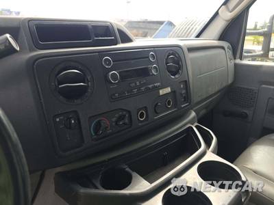 2014 Ford Super Duty E-350 Cutaway DRW - zdjęcie 10 z 22 - miniatura