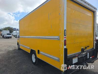 2014 Ford Super Duty E-350 Cutaway DRW - zdjęcie 2 z 22 - miniatura