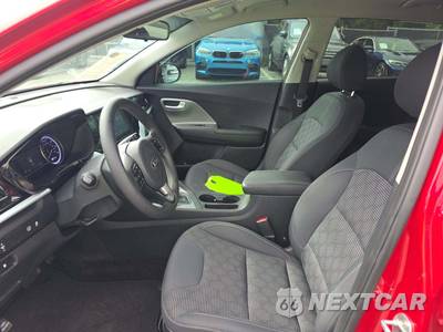 2021 Kia Niro LX - zdjęcie 6 z 24 - miniatura