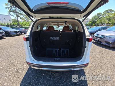 2022 Kia Carnival MPV SX Prestige 121.7" WB - zdjęcie 15 z 26 - miniatura