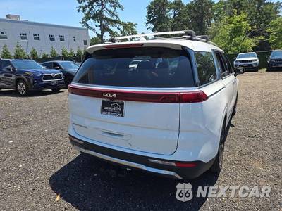 2022 Kia Carnival MPV SX Prestige 121.7" WB - zdjęcie 3 z 26 - miniatura