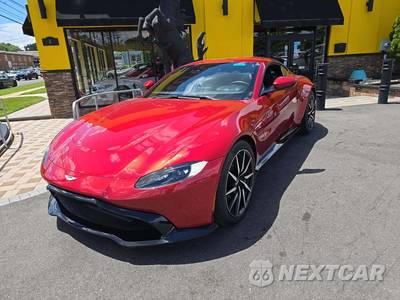 2020 Aston Martin Vantage - zdjęcie 1 z 19 - miniatura