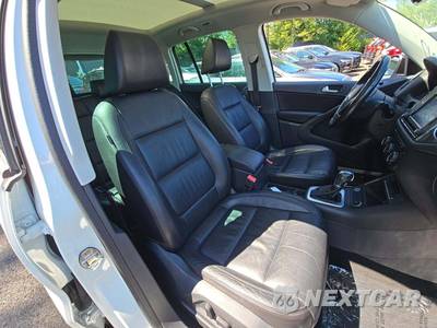 2017 Volkswagen Tiguan Sport - zdjęcie 18 z 25 - miniatura