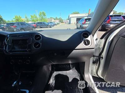 2017 Volkswagen Tiguan Sport - zdjęcie 19 z 25 - miniatura