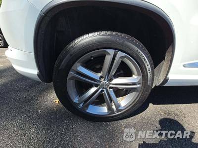 2017 Volkswagen Tiguan Sport - zdjęcie 23 z 25 - miniatura