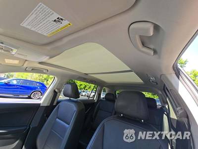2019 Volkswagen Tiguan SE - zdjęcie 11 z 25 - miniatura