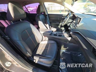 2022 Nissan Altima SR - zdjęcie 15 z 19 - miniatura