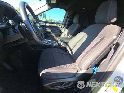 2020 Ford Explorer XLT - zdjęcie 3 z 19 - miniatura