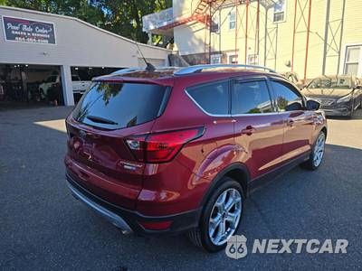 2019 Ford Escape Titanium - zdjęcie 3 z 26 - miniatura